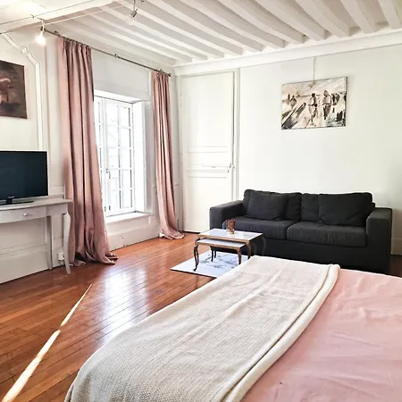 Republique Normandie Liberte Апартаменти