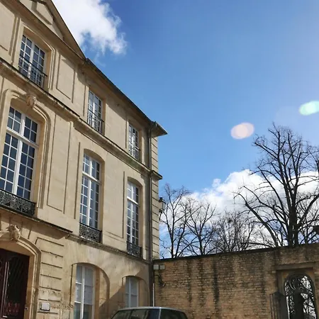 Republique Normandie Liberte Апартаменти *